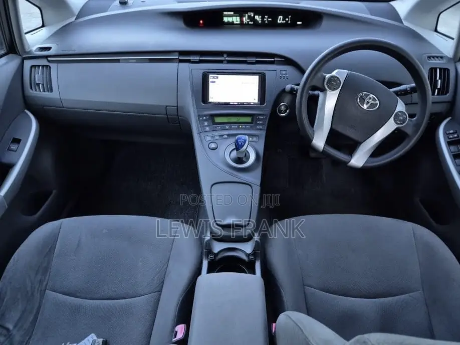 Toyota Sai 2.4 Hybrid FWD 2011 Silver