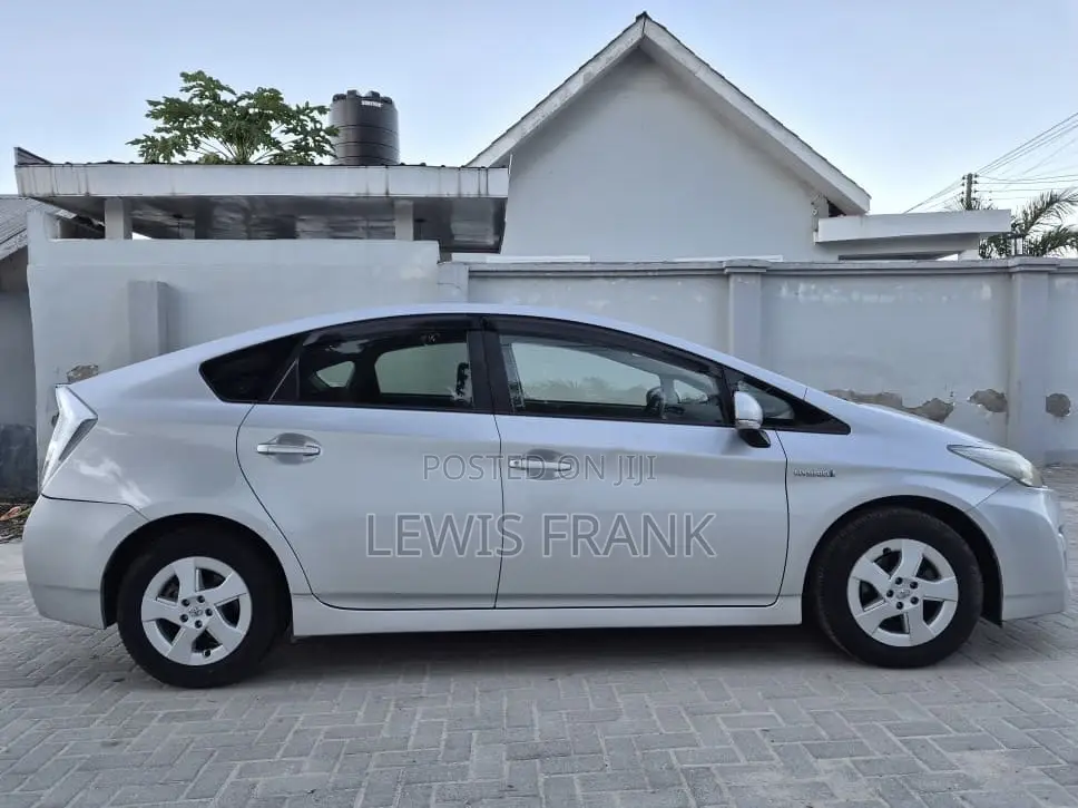 Toyota Sai 2.4 Hybrid FWD 2011 Silver