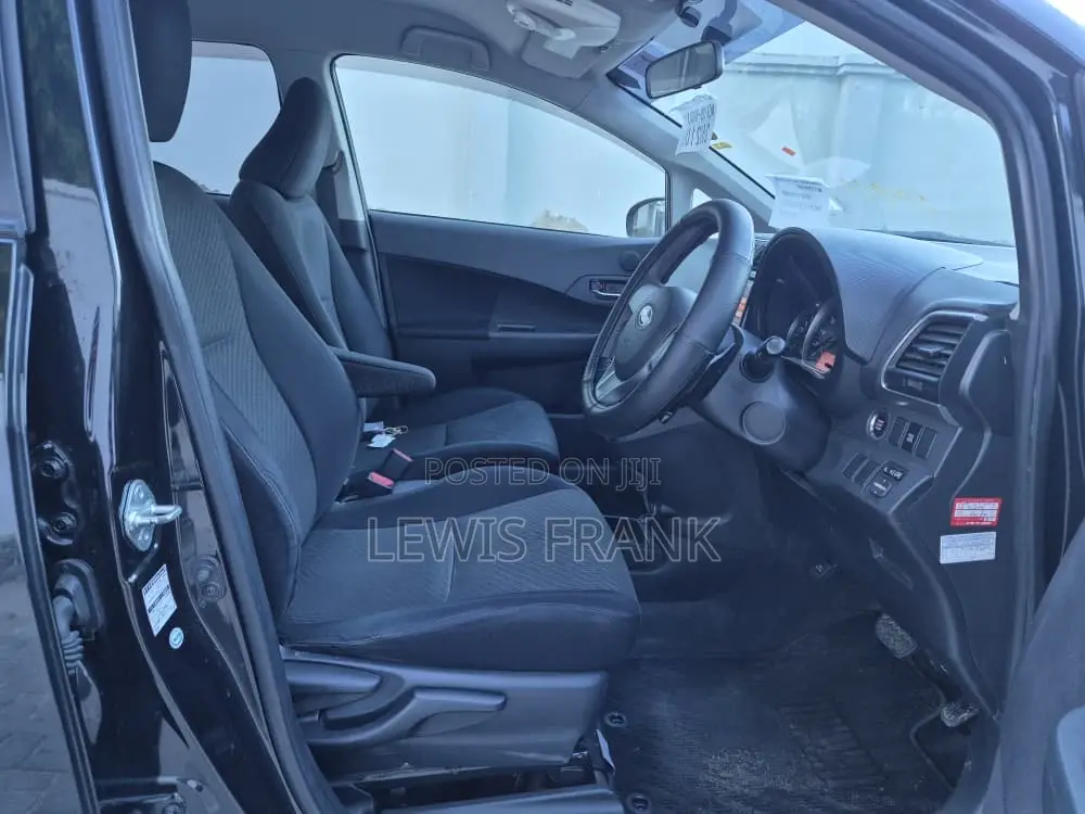 Subaru Trezia 2013 Black