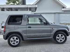 Mitsubishi Pajero Mini 2001 Gray