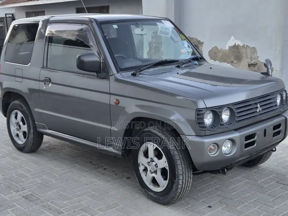 Mitsubishi Pajero Mini 2001 Gray