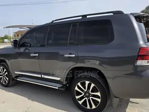 Toyota Land Cruiser 2010 Gray