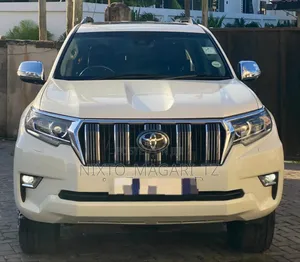 Toyota Land Cruiser Prado 2022 White