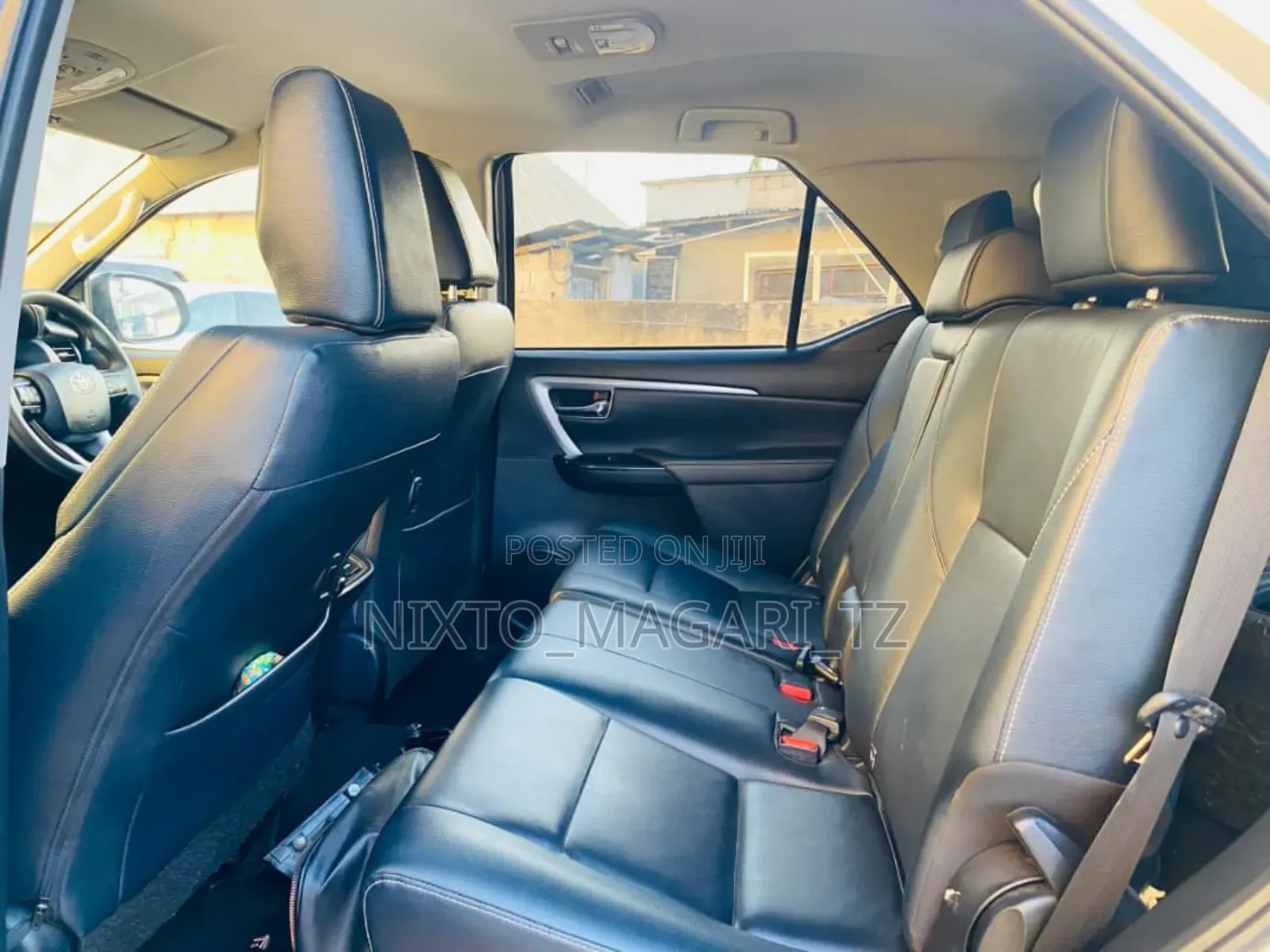 Toyota Land Cruiser Prado 2022 White