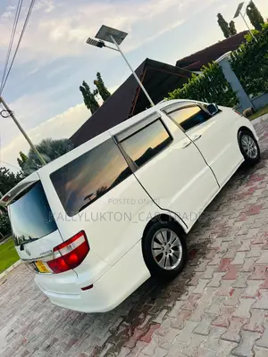 Toyota Alphard 2005 White