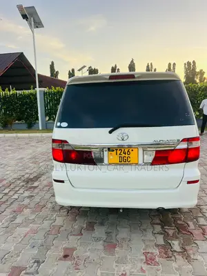 Toyota Alphard 2005 White