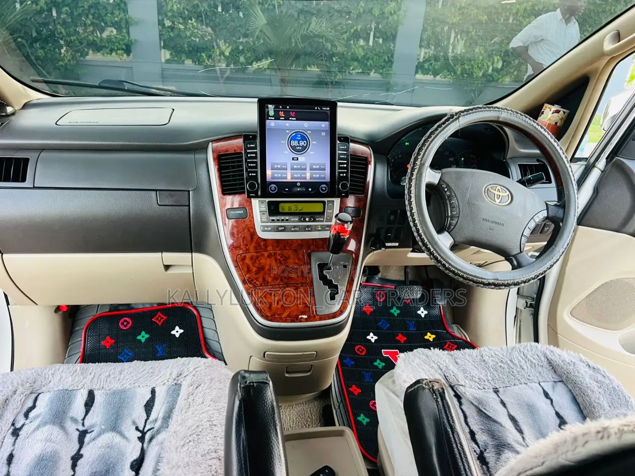 Toyota Alphard 2005 White