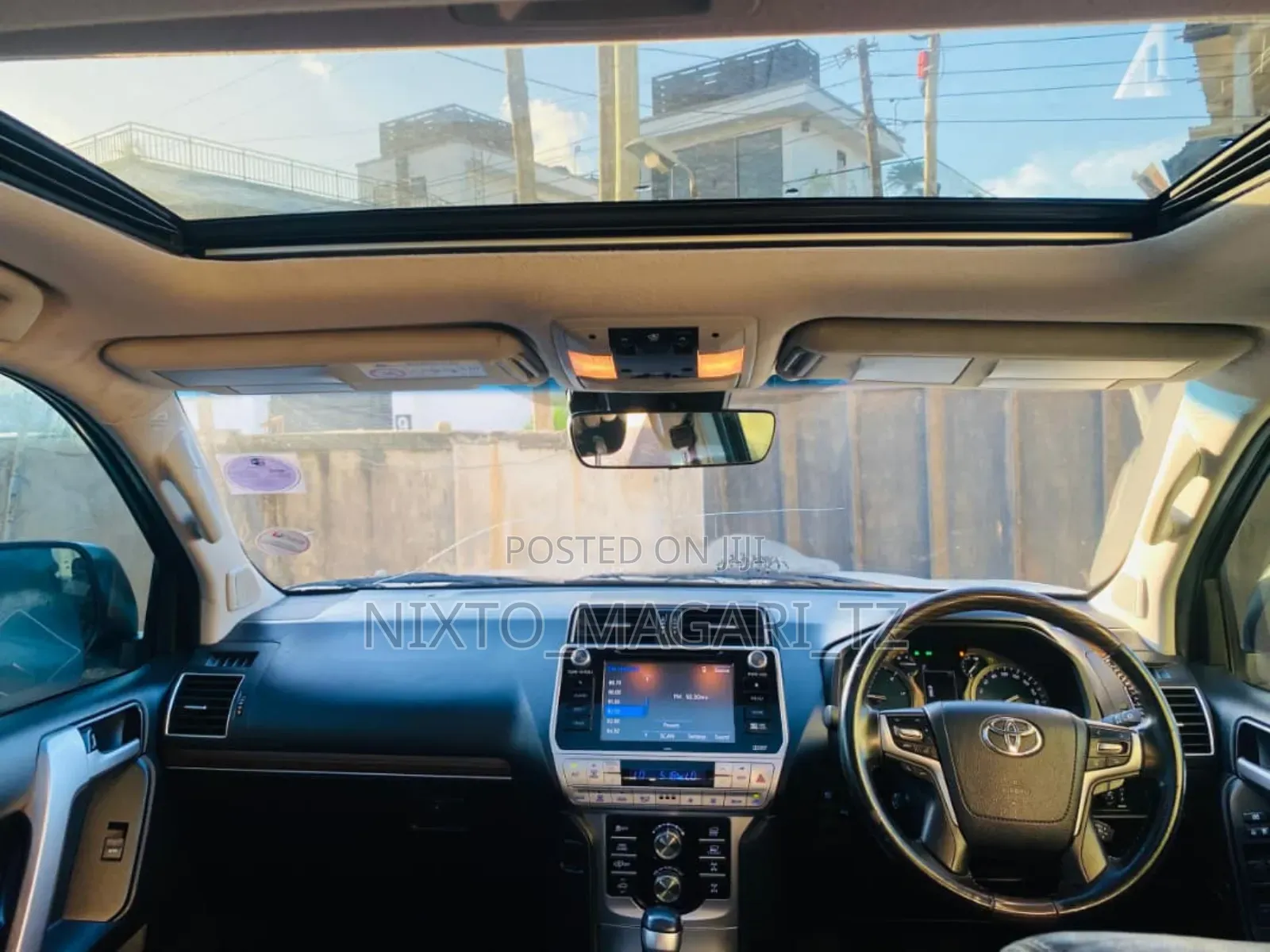 Toyota Land Cruiser Prado 2022 White