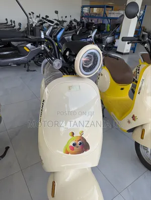 New Motorcycle 2025 Yellow