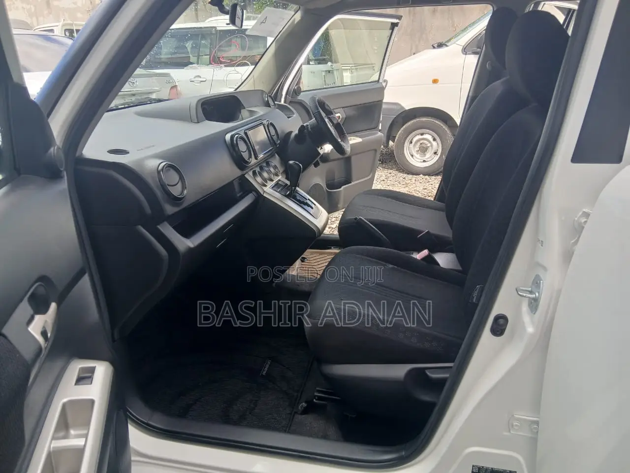 Toyota Corolla Rumion Hatchback 1.5 FWD 2008 Pearl