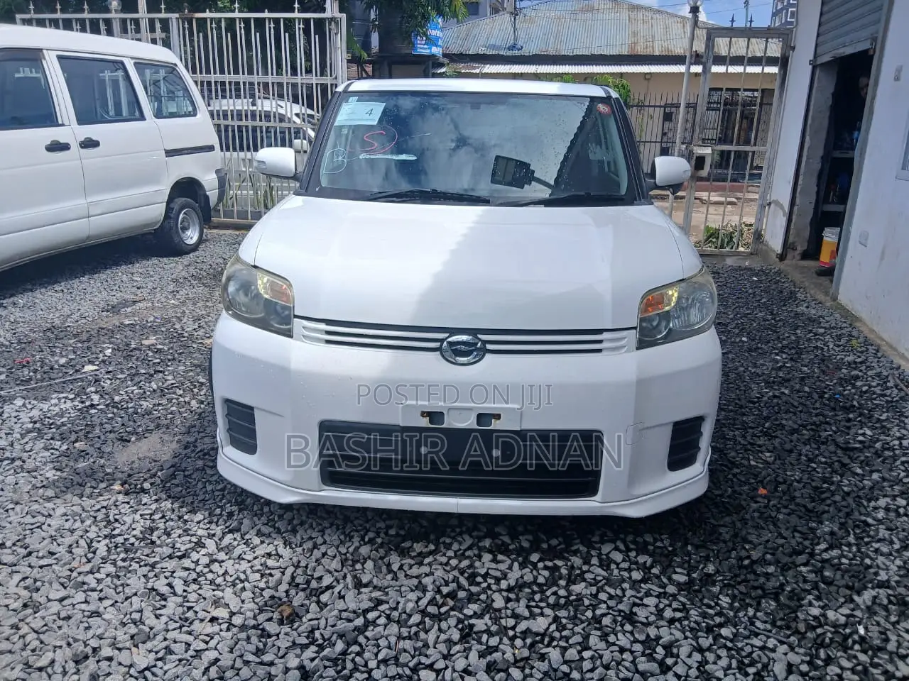 Toyota Corolla Rumion Hatchback 1.5 FWD 2008 Pearl