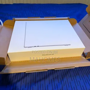 New Laptop Apple MacBook Air 2026 M5 13-inch 16GB Apple M5 SSD 512GB