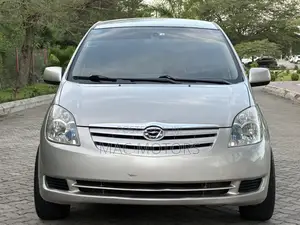 Toyota Corolla Spacio 2005 Silver