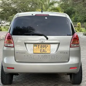Toyota Corolla Spacio 2005 Silver