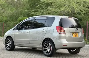 Toyota Corolla Spacio 2005 Silver