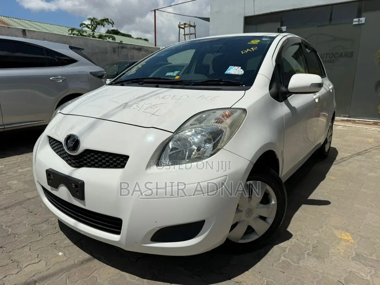 Toyota Vitz 1.0 FWD 5dr 2008 White