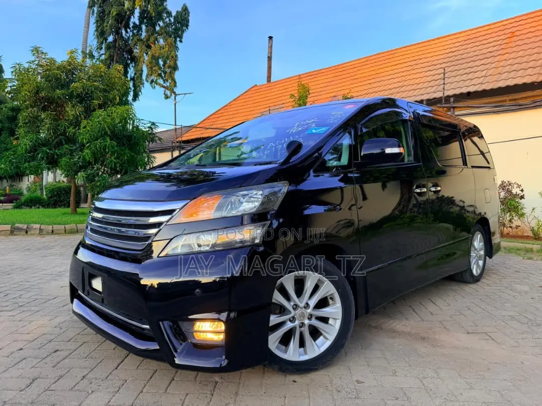 Toyota Vellfire 2010 Black