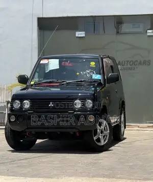Mitsubishi Pajero Mini 2001 Black