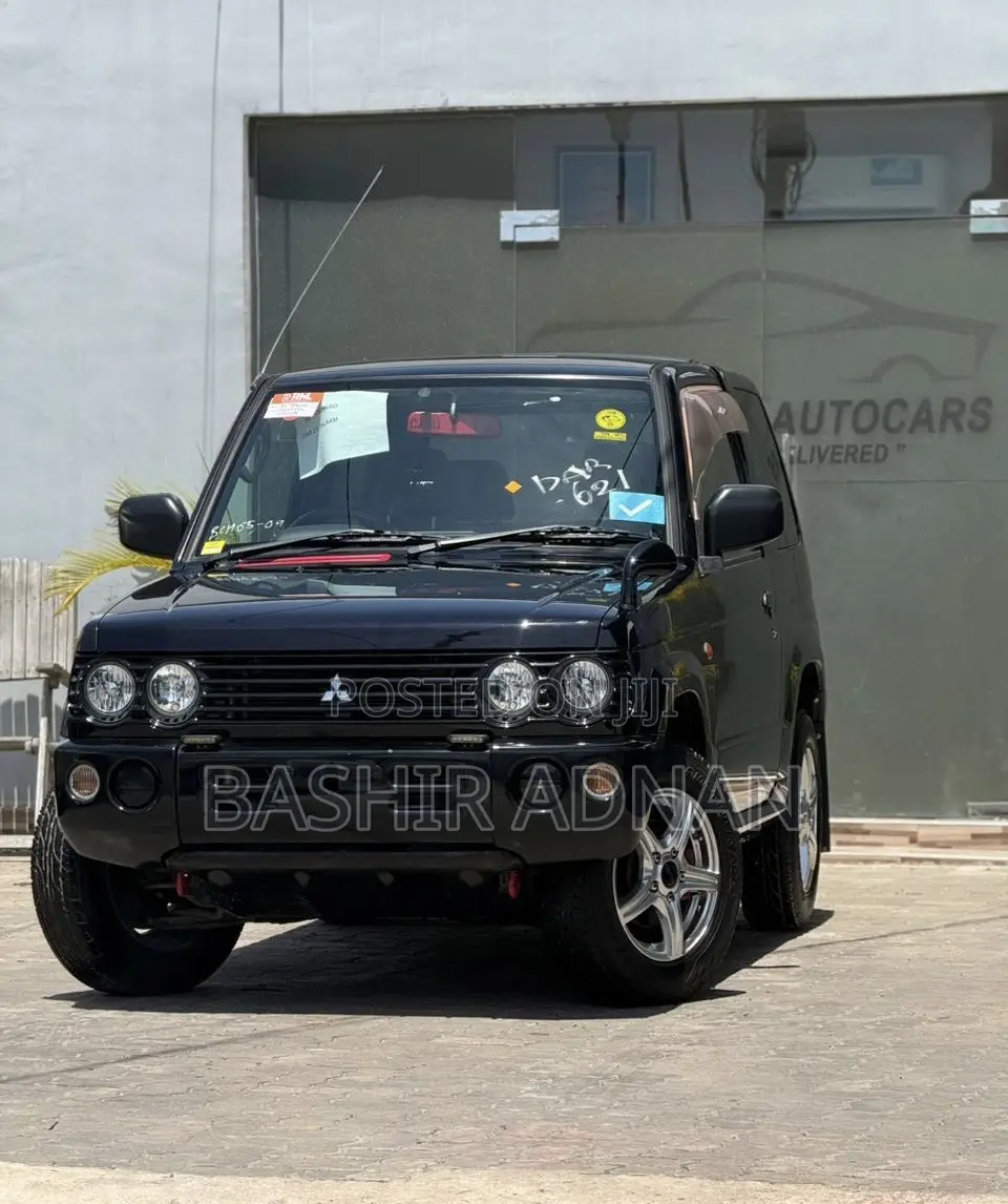 Mitsubishi Pajero Mini 2001 Black