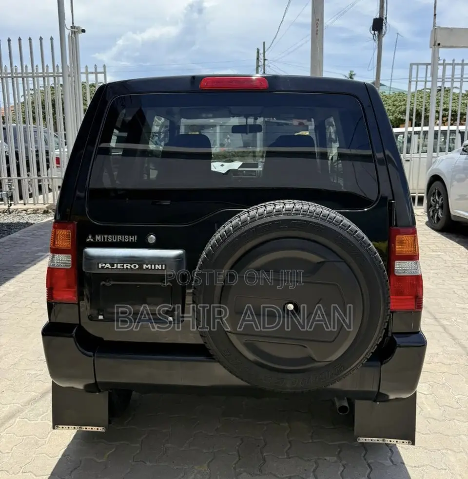 Mitsubishi Pajero Mini 2001 Black