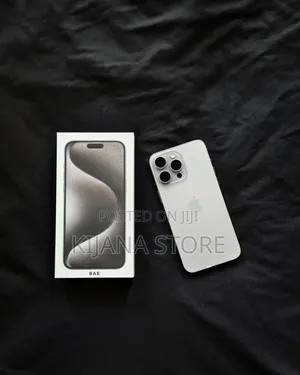 New Apple iPhone 15 Pro Max 256 GB Silver