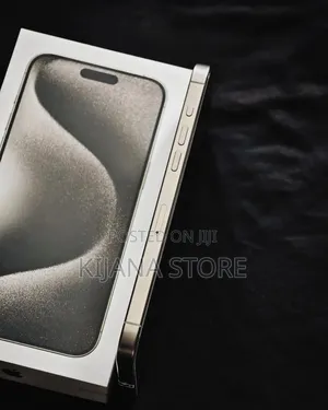 New Apple iPhone 15 Pro Max 256 GB Silver