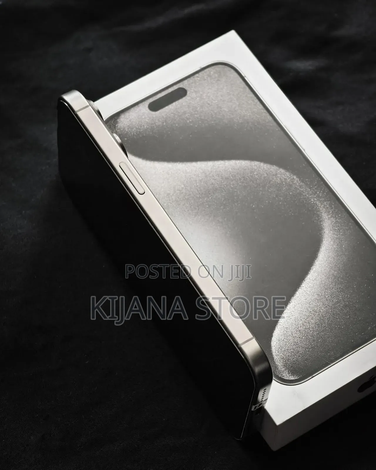 New Apple iPhone 15 Pro Max 256 GB Silver