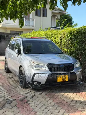 Subaru Forester 2.0XT Premium 4dr SUV AWD (2.0L 4cyl Turbo CVT) 2014