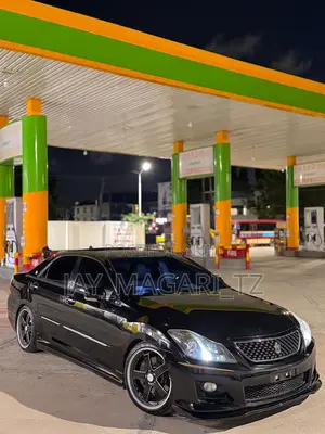 Toyota Crown 2009 Black