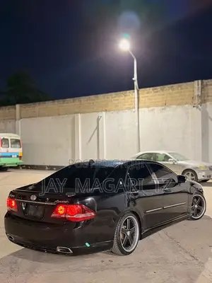 Toyota Crown 2009 Black