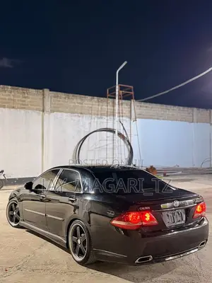Toyota Crown 2009 Black
