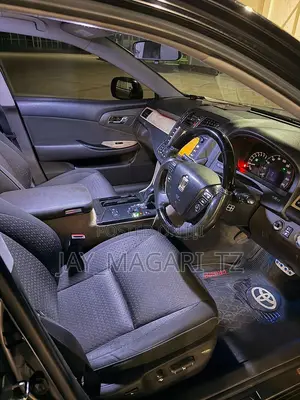 Toyota Crown 2009 Black