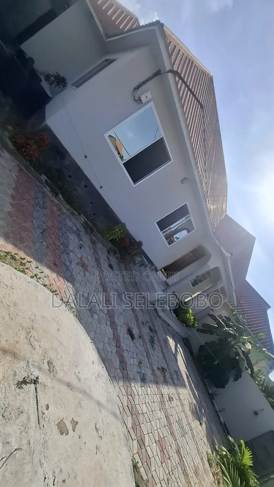 3bdrm Bungalow in Kinyerezi for sale