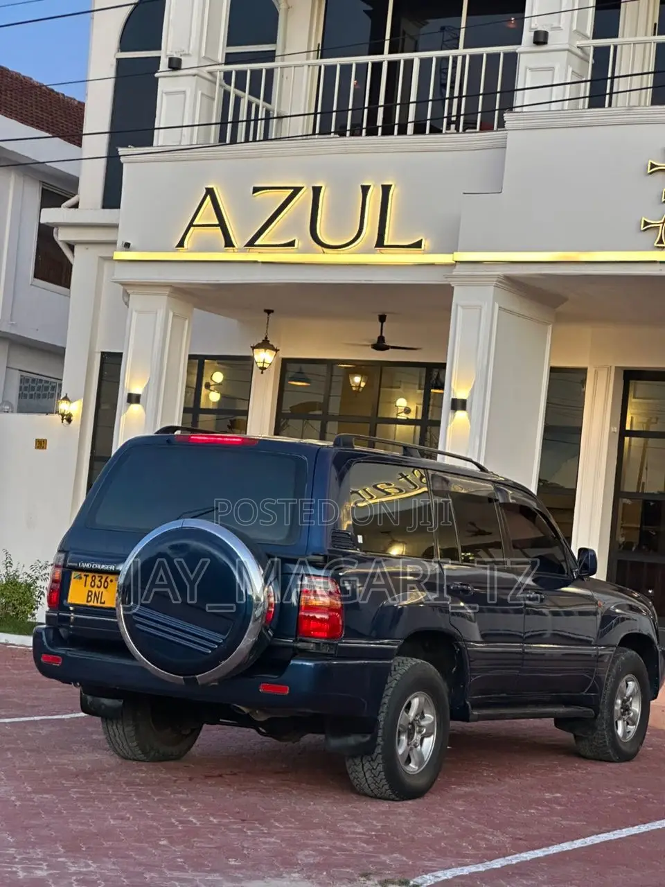Toyota Land Cruiser 2003 Blue
