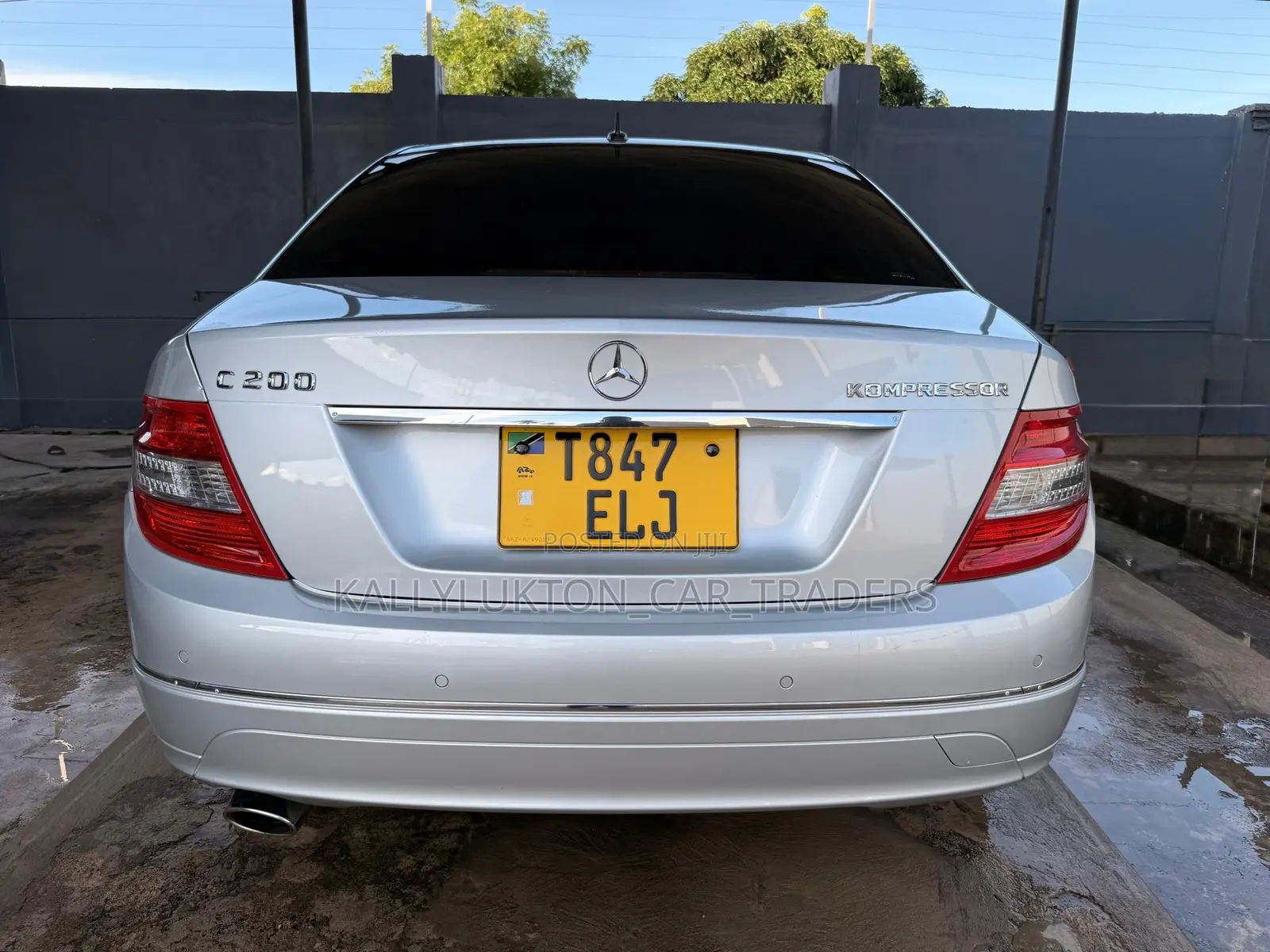 Mercedes-Benz C200 2010 Silver