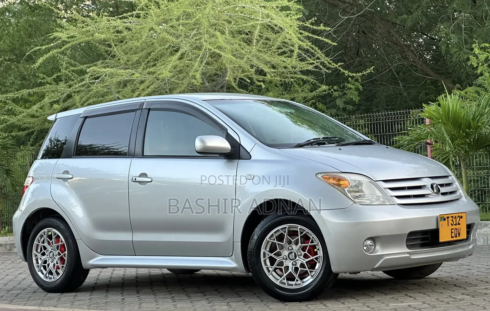 Toyota IST 2006 Gray
