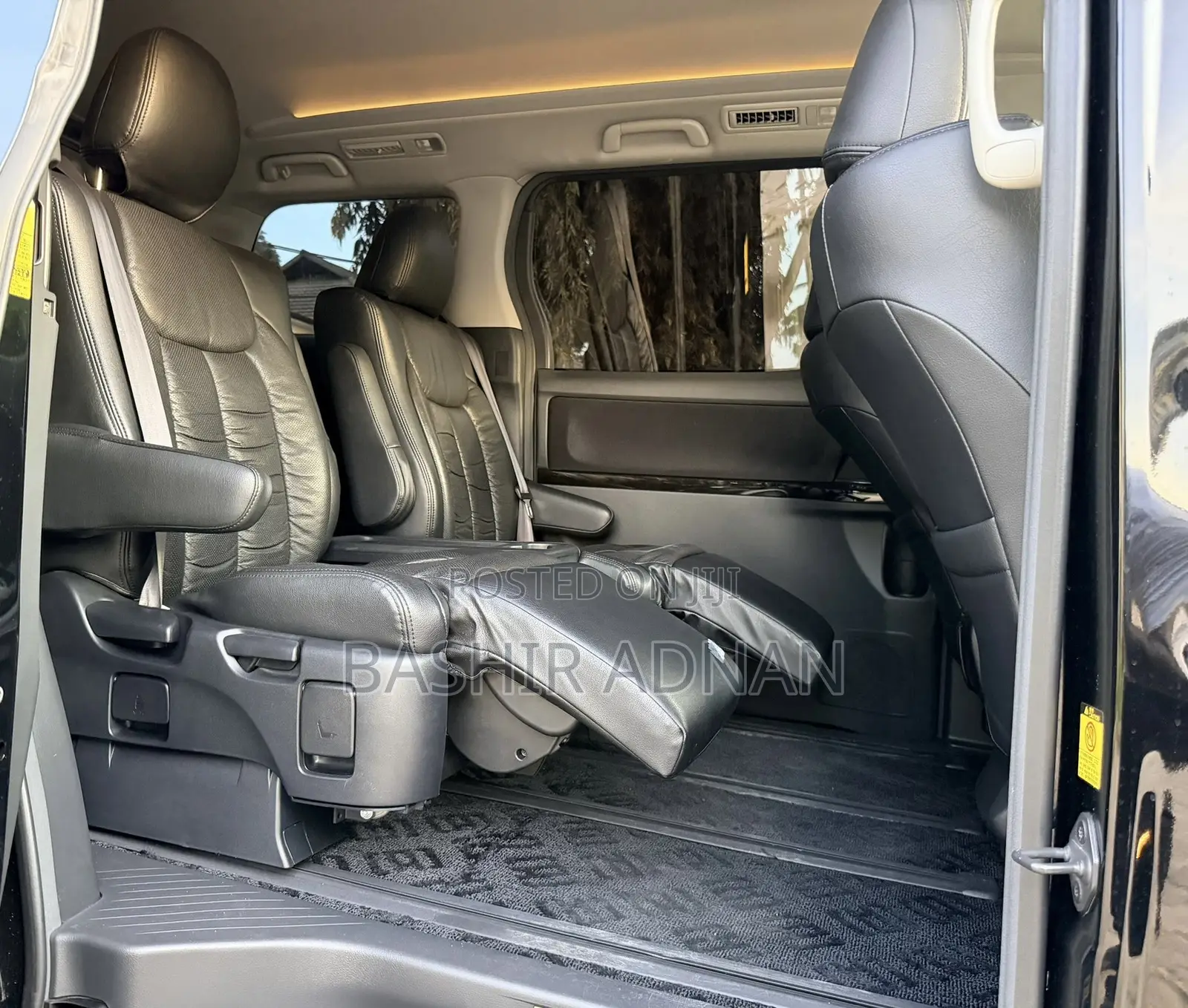 Toyota Alphard 2.4 Petrol FWD 2010 Matt Black