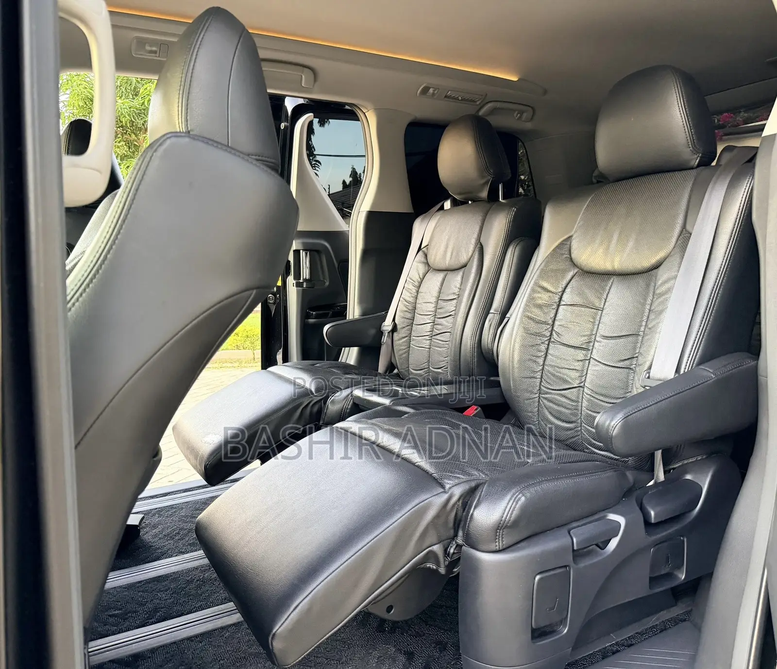 Toyota Alphard 2.4 Petrol FWD 2010 Matt Black