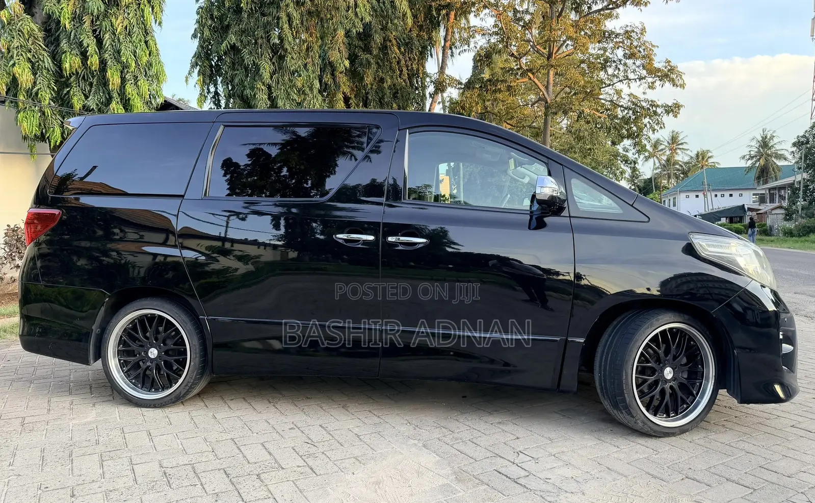Toyota Alphard 2.4 Petrol FWD 2010 Matt Black