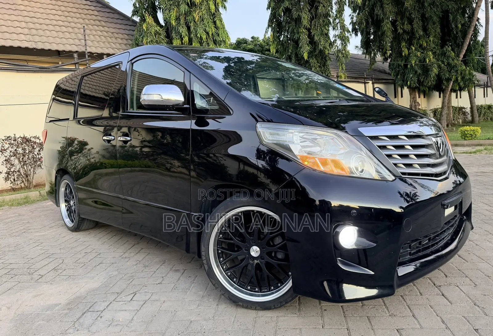 Toyota Alphard 2.4 Petrol FWD 2010 Matt Black