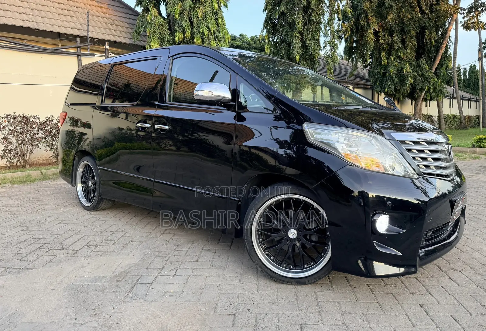 Toyota Alphard 2.4 Petrol FWD 2010 Matt Black