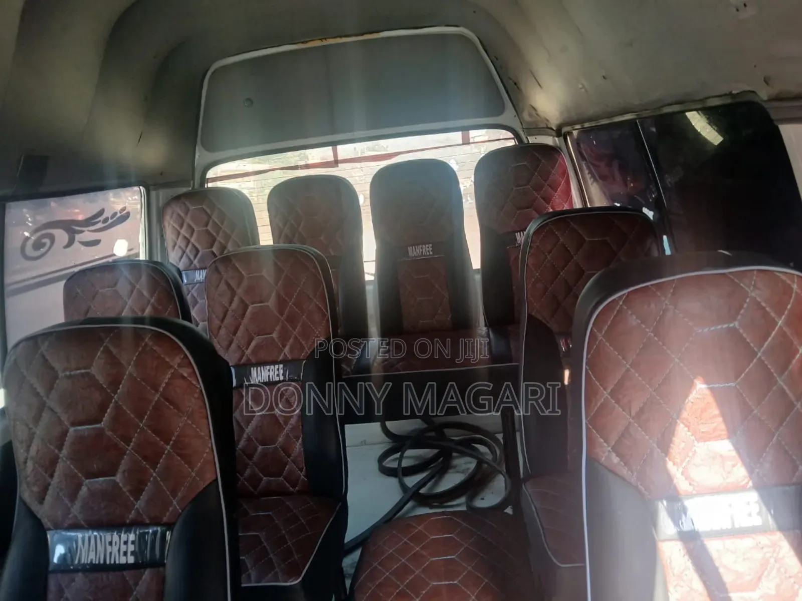 Toyota HiAce 2002 White