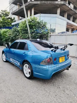 Toyota Altezza 2004 Blue