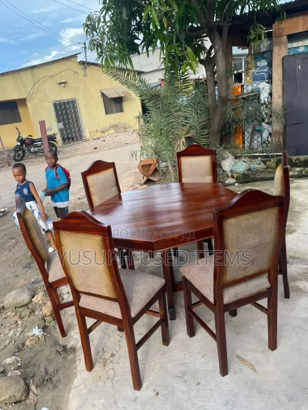 Dinning Table Mninga 