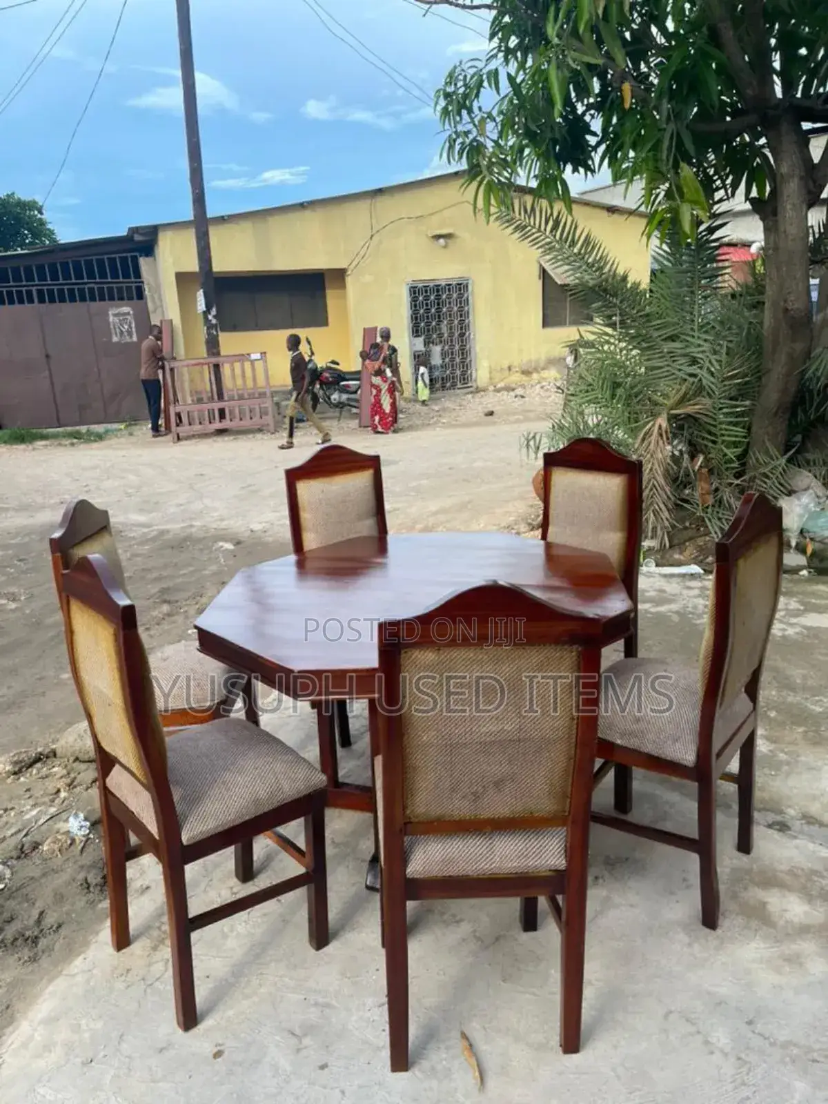 Dinning Table Mninga 