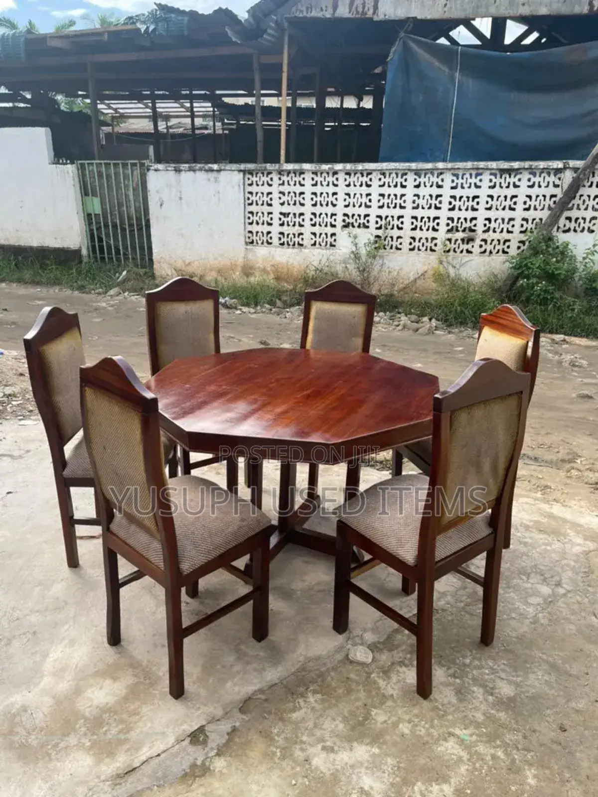 Dinning Table Mninga 