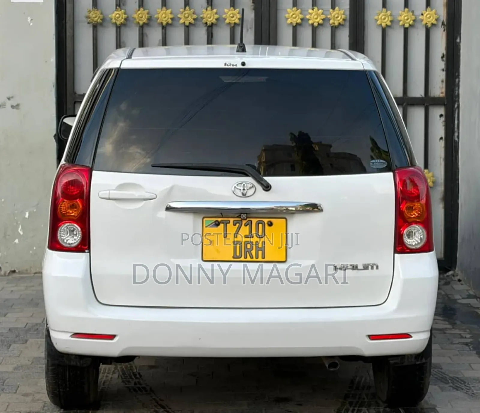 Toyota Raum 2007 White