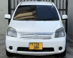 Toyota Raum 1.5 FWD 2004 White