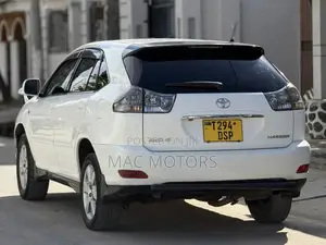 Toyota Harrier 2004 White