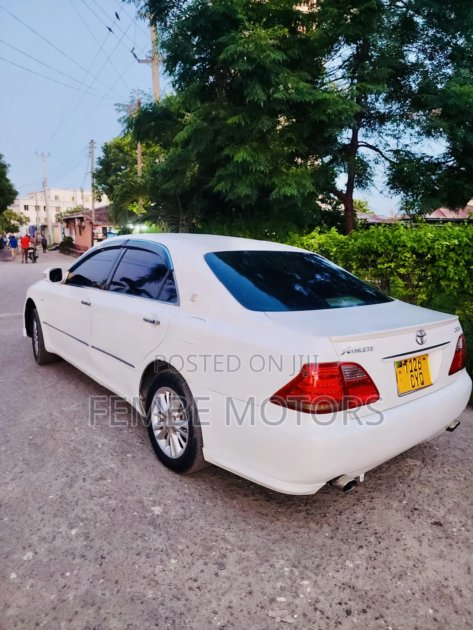 Toyota Crown 2004 White
